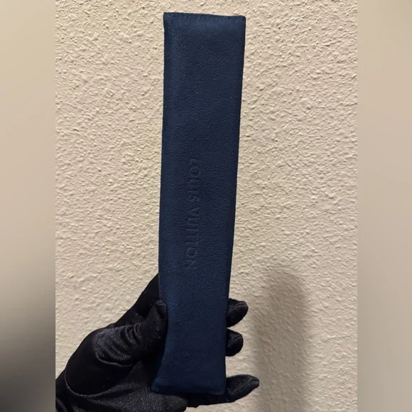 Louis Vuitton Watch & Jewelry Travel Case with Double Snap Closure - Picture 8 of 10